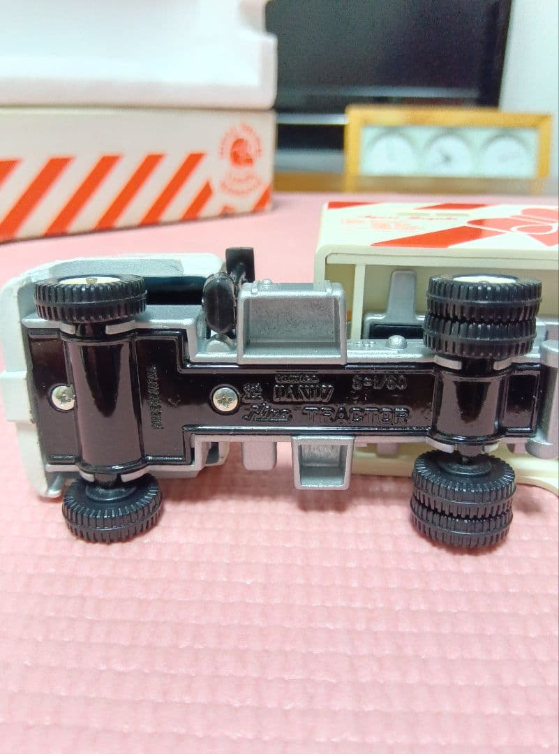 トミカダンディ フットワーク 日野トレーラー TOMIKA DANDY