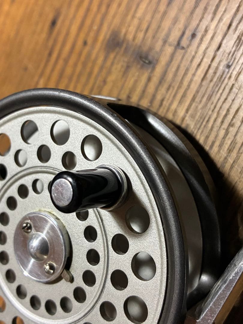 HARDY L.R.H.Lightweight スペアスプール付き