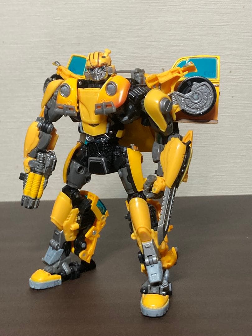 トランスフォーマー MPM-7 バンブルビー 中古品