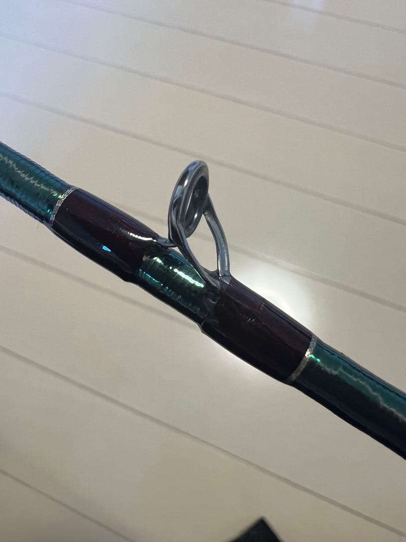 ワールドシャウラ 1832R-2 極美品