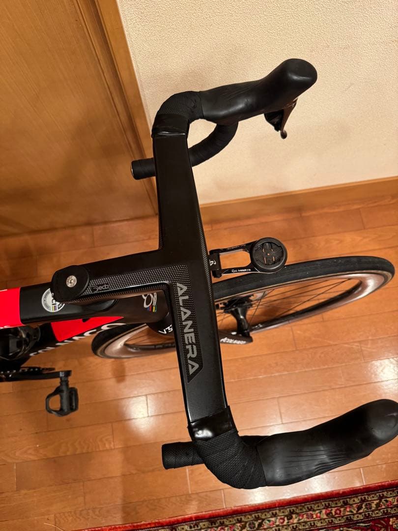 コルナゴ v3rs UAE TEAM Emirates 限定モデル