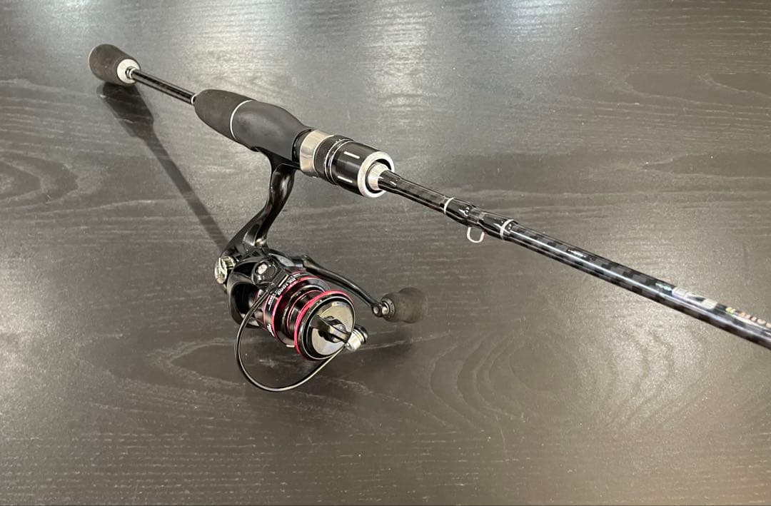 釣りセット2ピーススピニングロッド（198㌢）1000番スピニングリールライン付