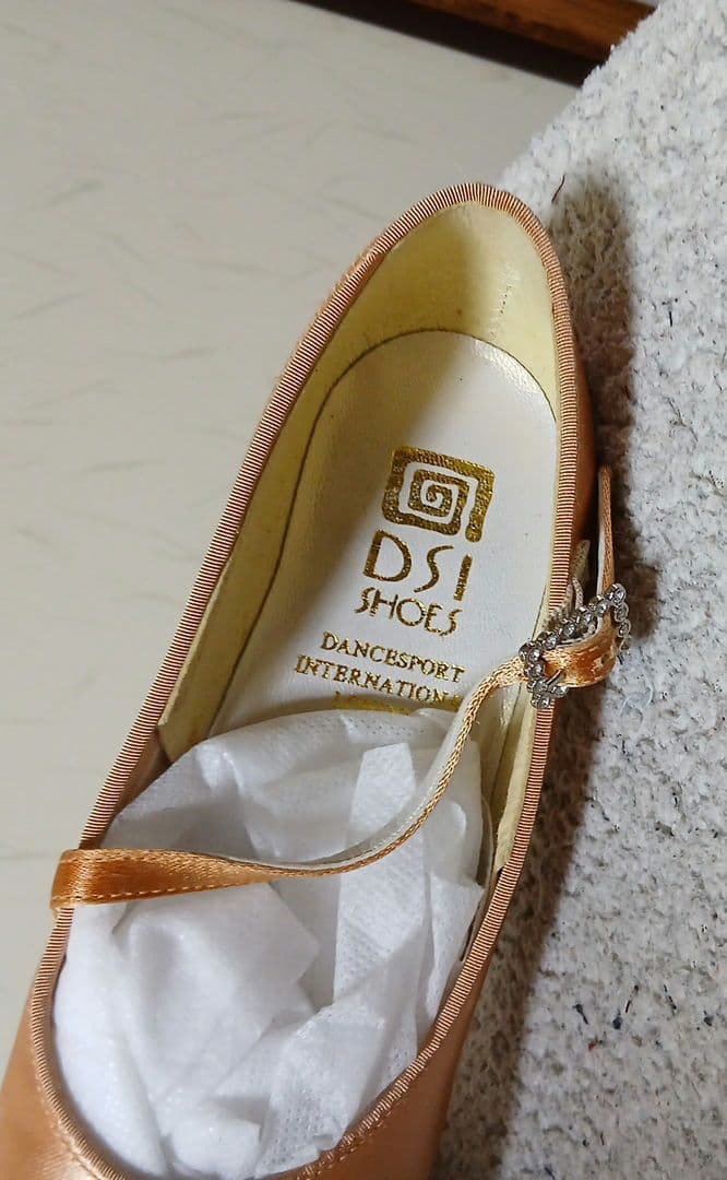 DSI Shoes オレンジ ハイヒール
