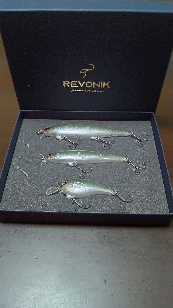REVONIK コンプリートセット