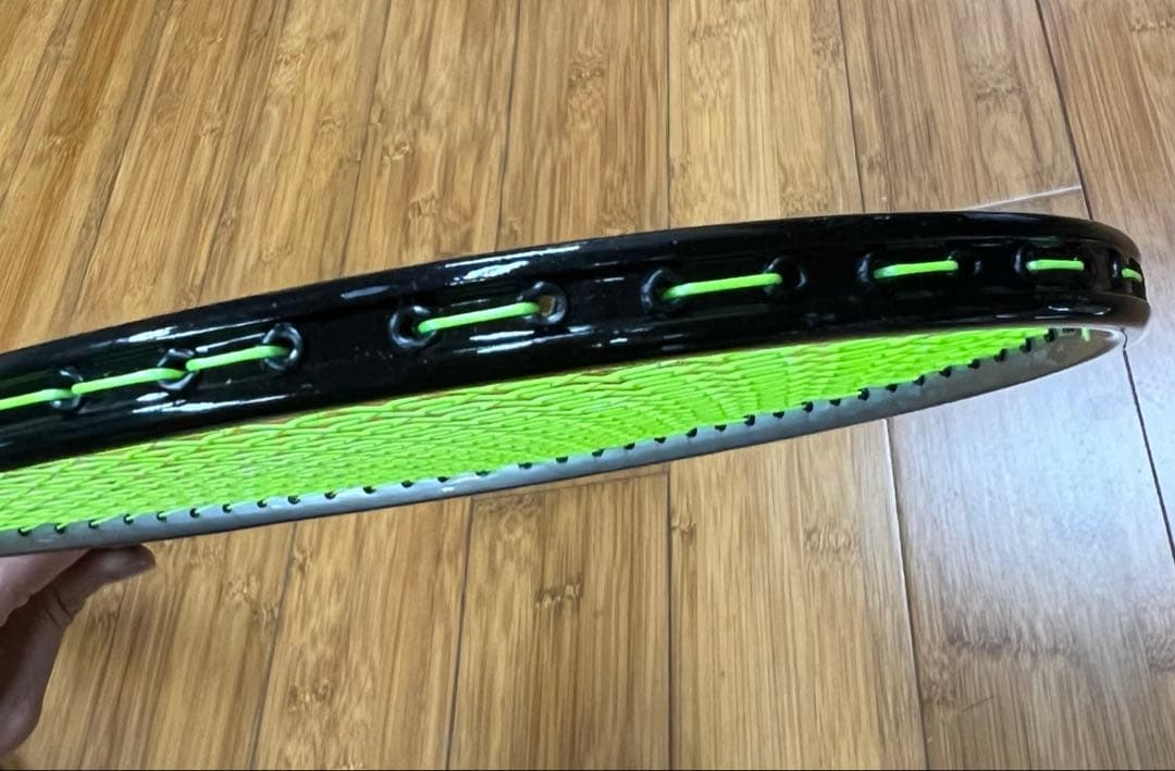 【美品】グリップは要交換YONEX Carbonex20 バドミントン