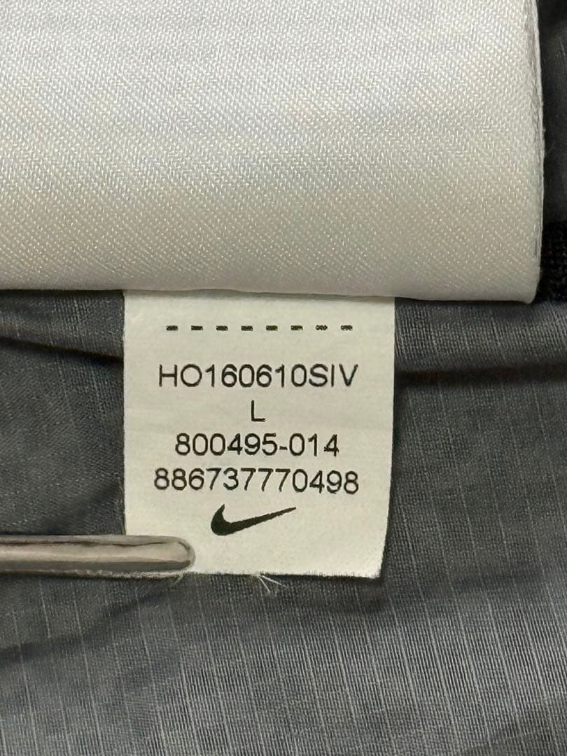ナイキ シールドレーサーNIKE ナイロンパーカー ランニング L