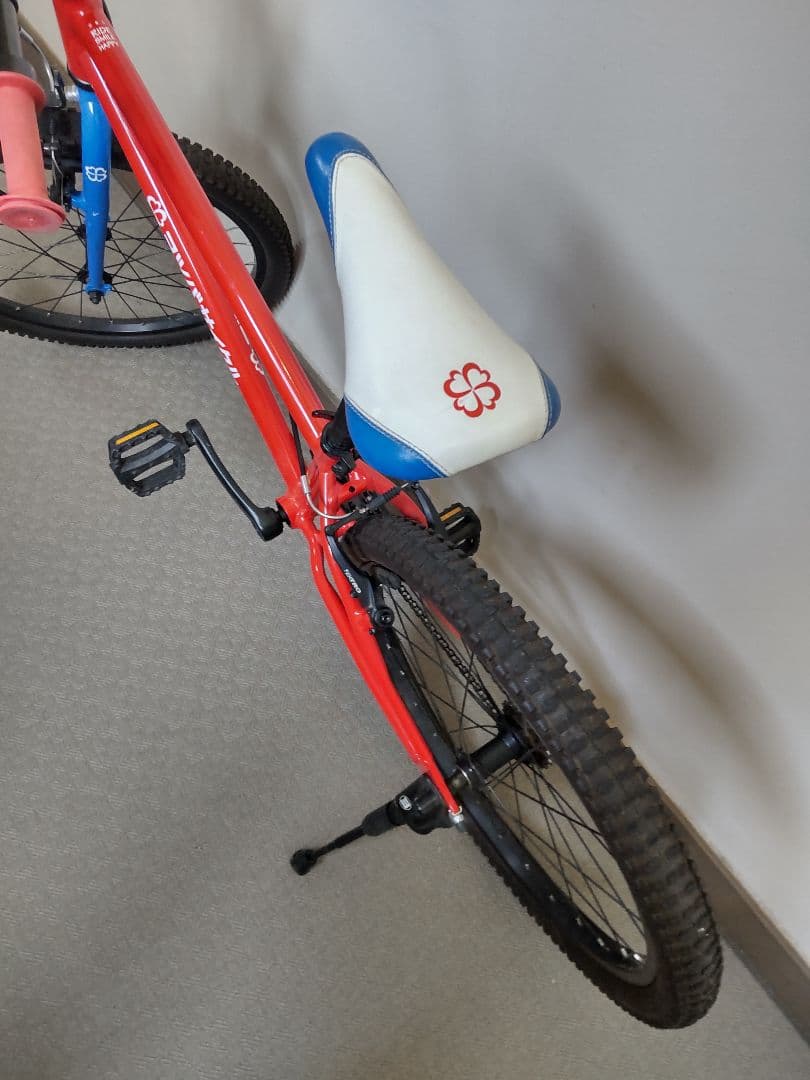 ヨツバサイクル 22 ヒーローレッド