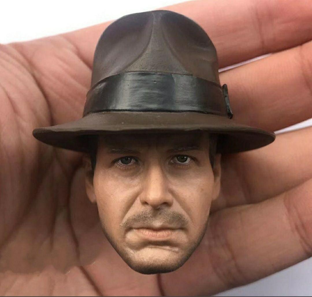 【We★Goさま専用】Hottoys　インディ・ジョーンズ &カスタムヘッド