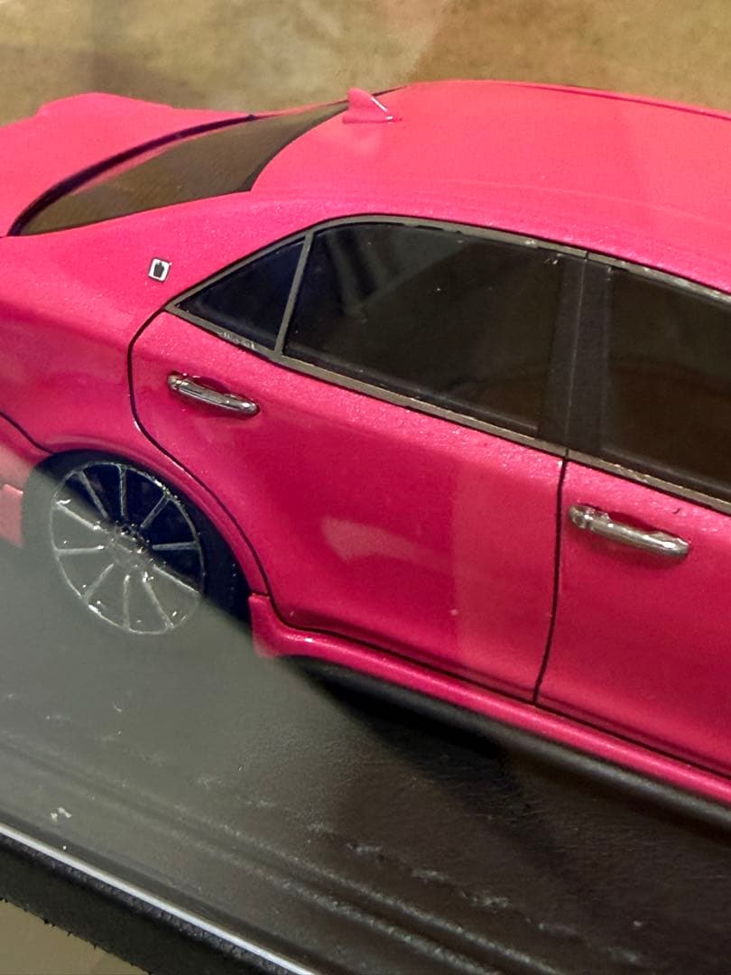 イグニッションモデル1/43 トヨタクラウン TRD Sportivo pink