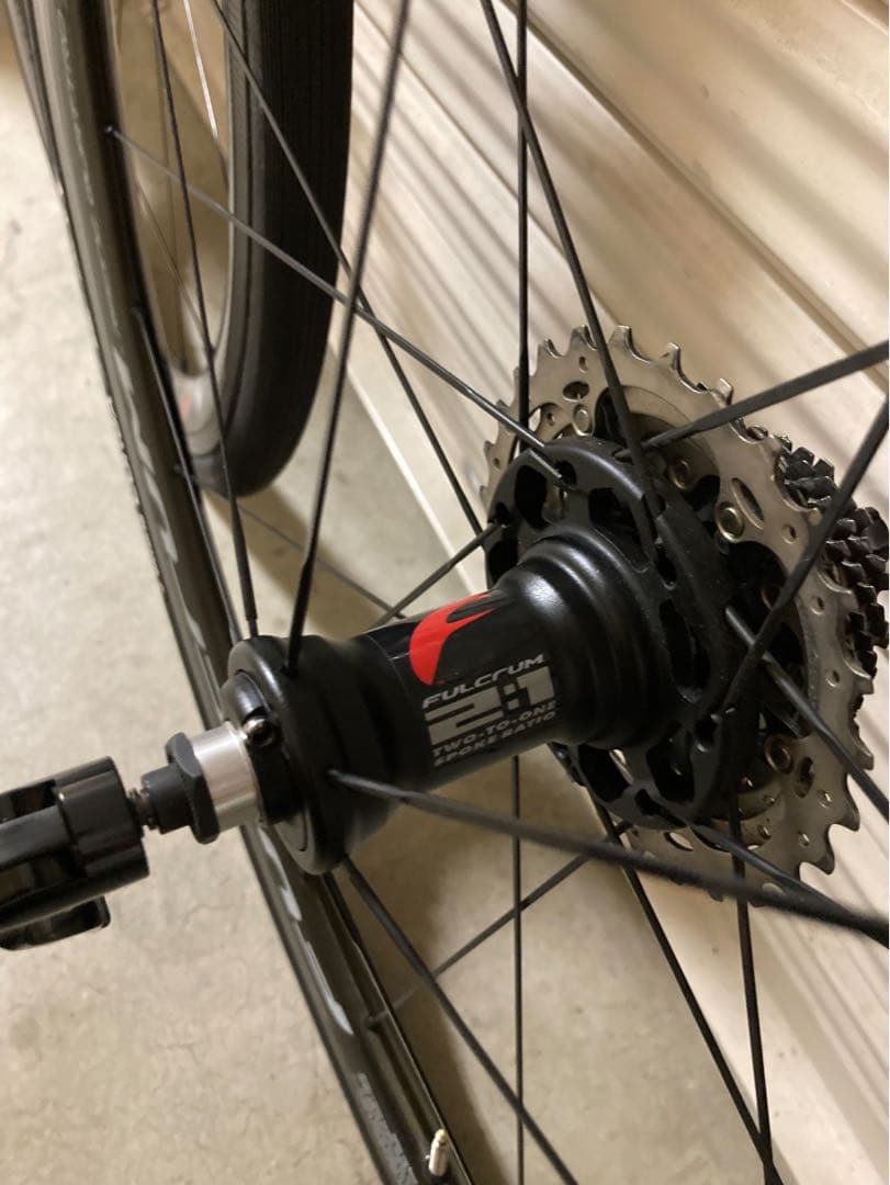 フルクラムレーシングクアトロカーボンFULCRUM RACING CUATTRO
