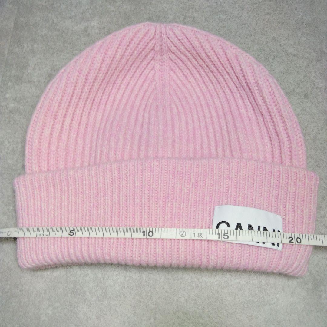 GANNI ピンク ニット帽 ビーニー ロゴパッチ 可愛い