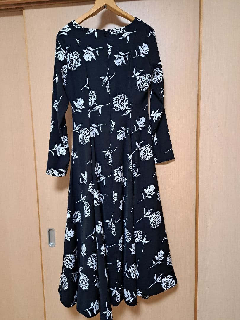 【JENNE 】JENNE luxe フレアワンピース【限定品】