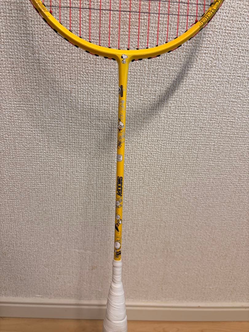 早いもの勝ち(希少)ビクター　スヌーピー 限定コラボ バドミントンラケット