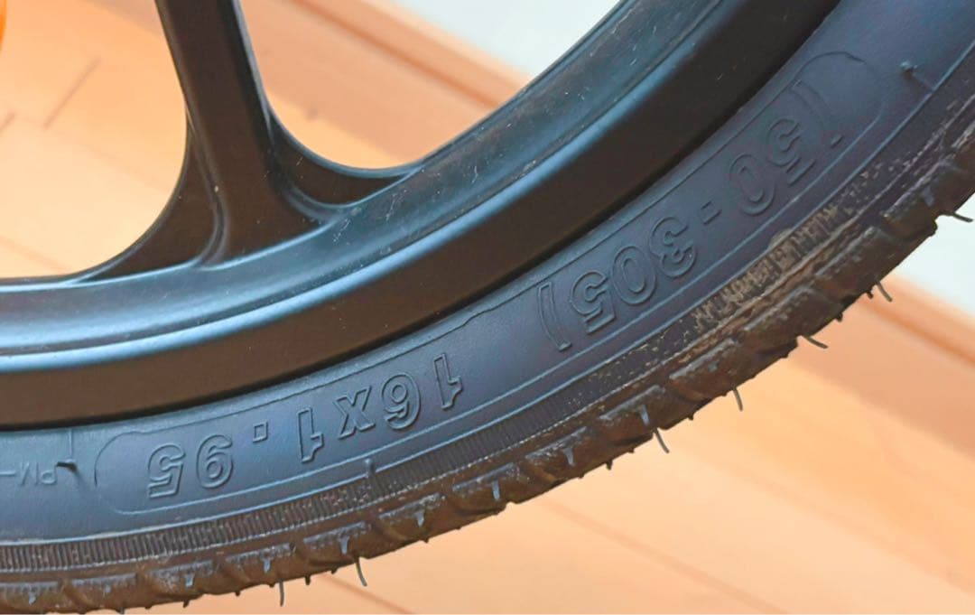 今だけ値下げ、折りたたみ電動アシスト自転車 ブラック16㌅