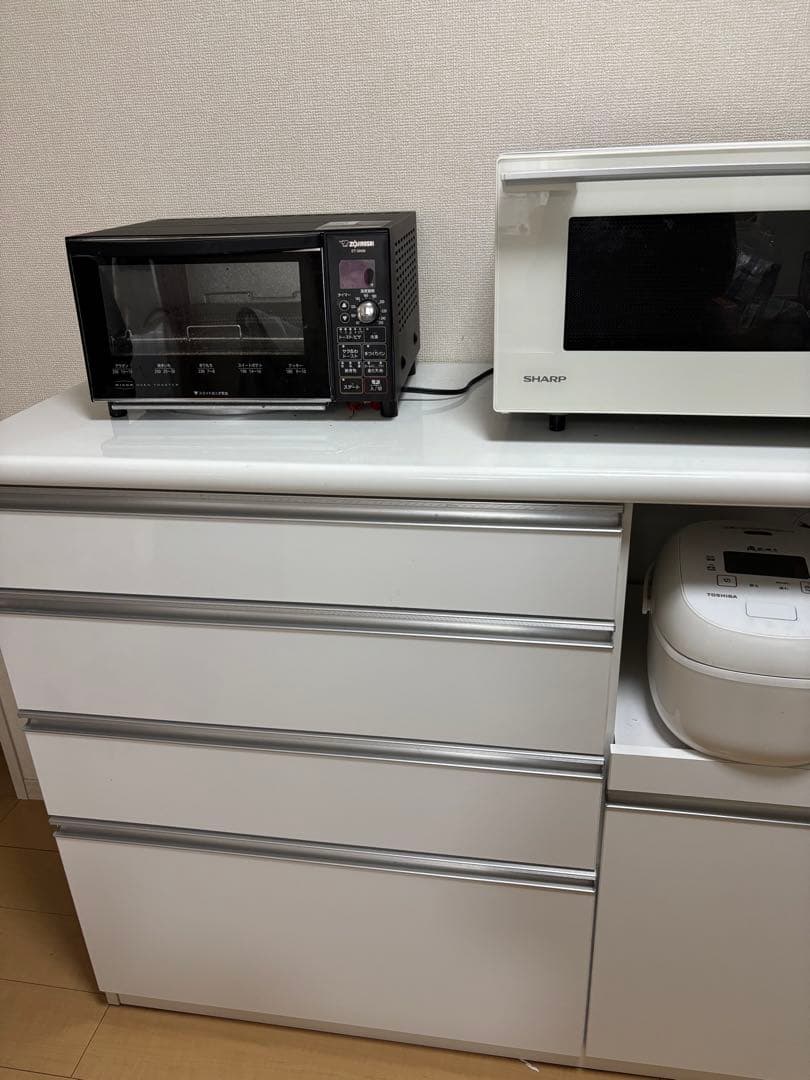 ホワイト引き出し式食器棚　食器棚