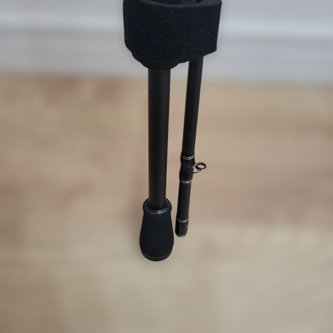 美品☆彡Abu GarciaBASSFIELDBSFC-672MH バスロッド