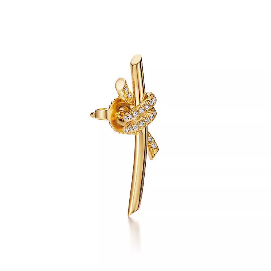 Tiffany(ティファニー) ノット　ピアス　18K イエローゴールド　片方