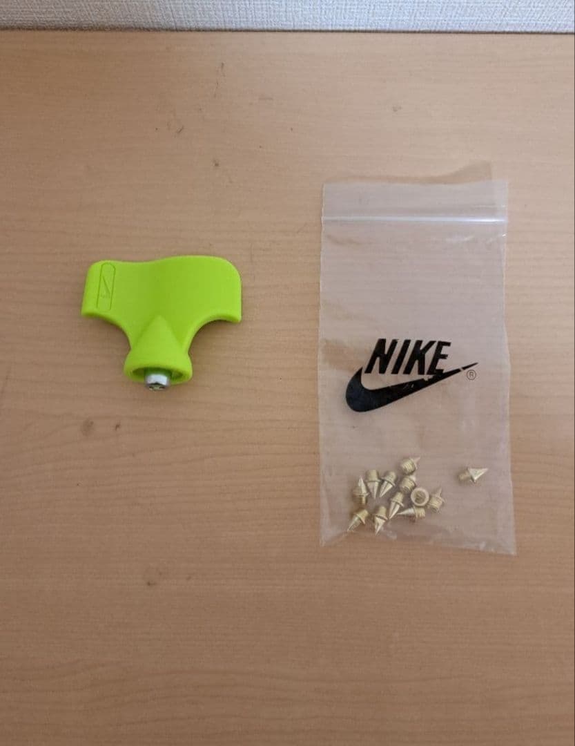NIKEマックスフライ オレンジ/ネイビー世界陸上限定カラー特別価格