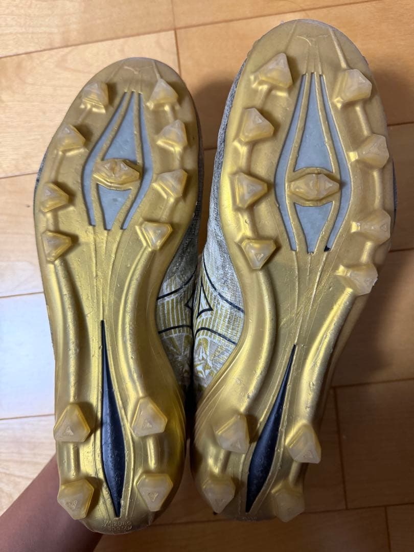Mizuno アルファジャパン 袋付きシューズキーパー付きスパイク 26.5