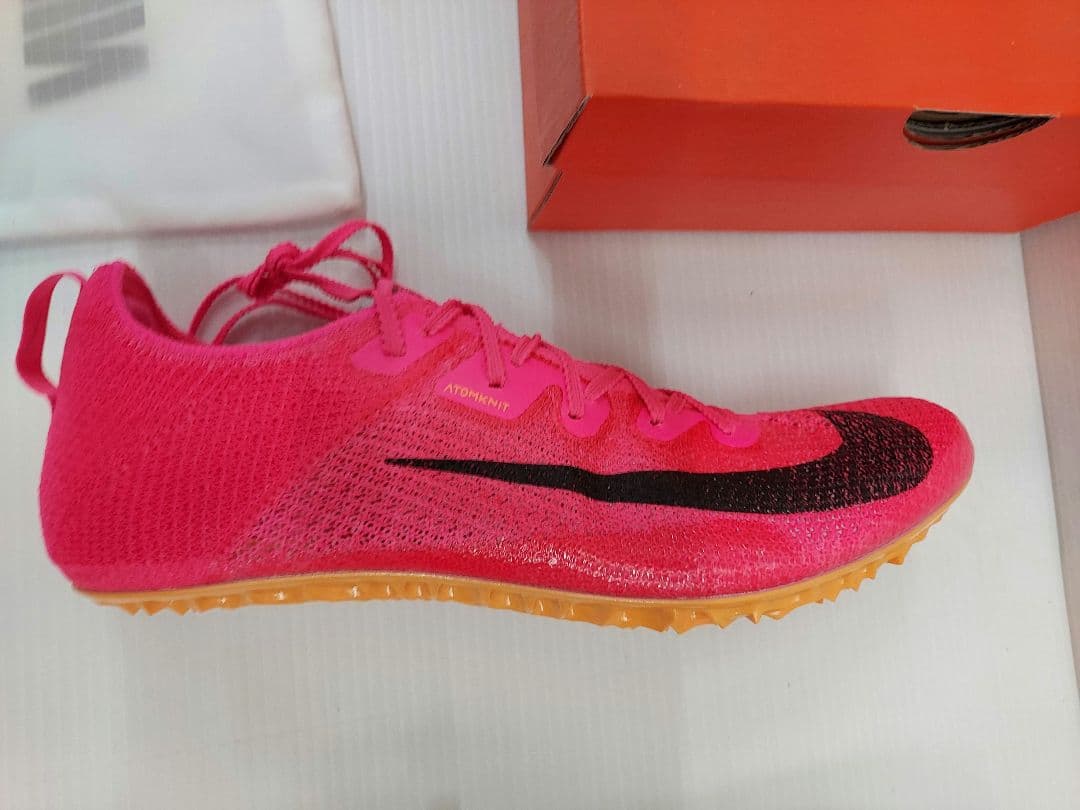 【新品未使用】Nike 陸上スパイク ピンク 収納袋付き　28.5