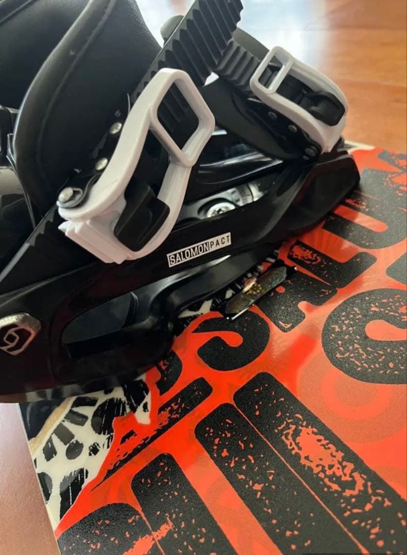 スノーボード　Salomon Pulse 149cm
