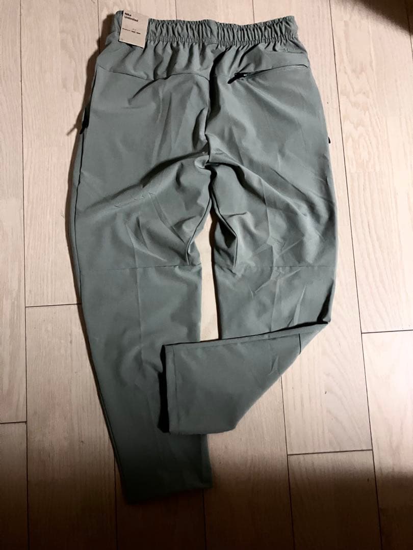 ナイキ メンズ Dri-FIT ストレートレッグ ヴァーサタイルパンツ L新品