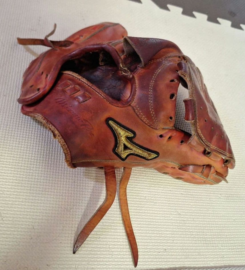 ミズノ プロ硬式野球グローブ 投手用前田モデル