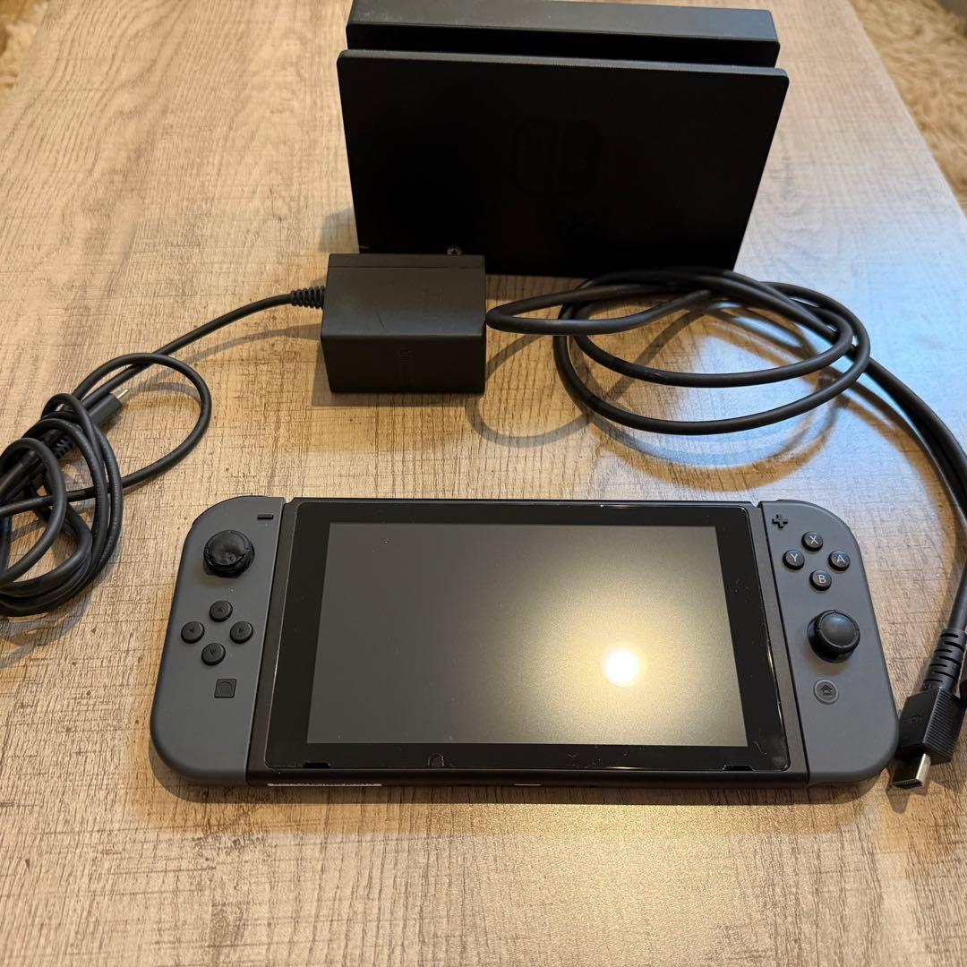 Nintendo Switch 本体 新型 HAC-001(-01) ドック付