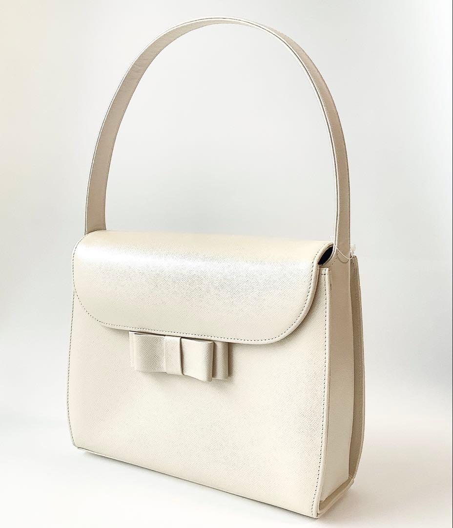 新品★U by ungaro★ユーバイウンガロフォーマルバッグ★オフホワイト白