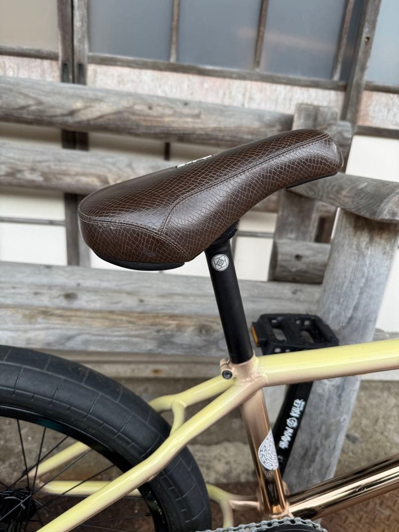 BMXバイク CULT HAWK AK フルカスタム　20.5”
