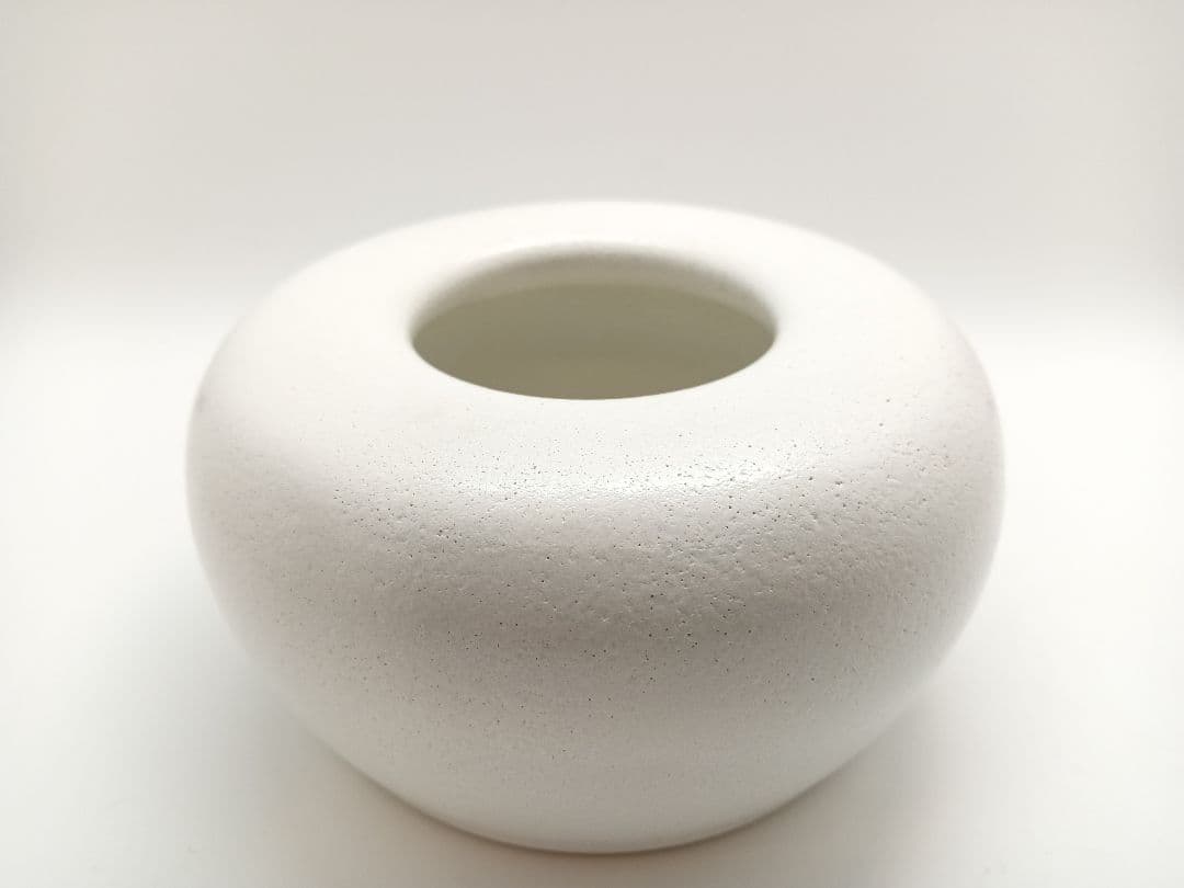 人間国宝　清水卯一　作　白釉器
