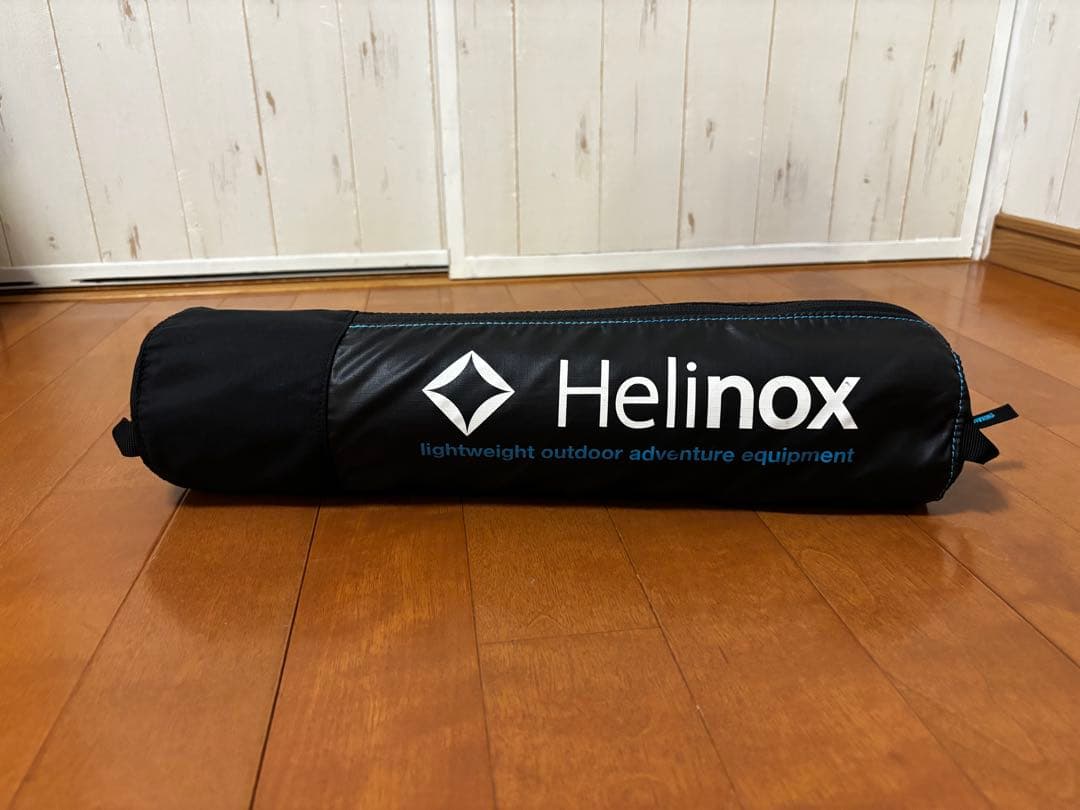 Helinox アウトドアテーブル ドリンクホルダー付き