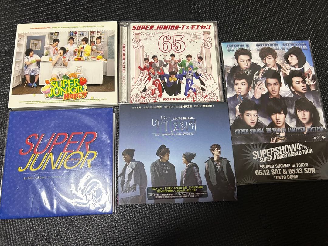 SUPER JUNIOR トレカ　CD DVD 値下げ相談可