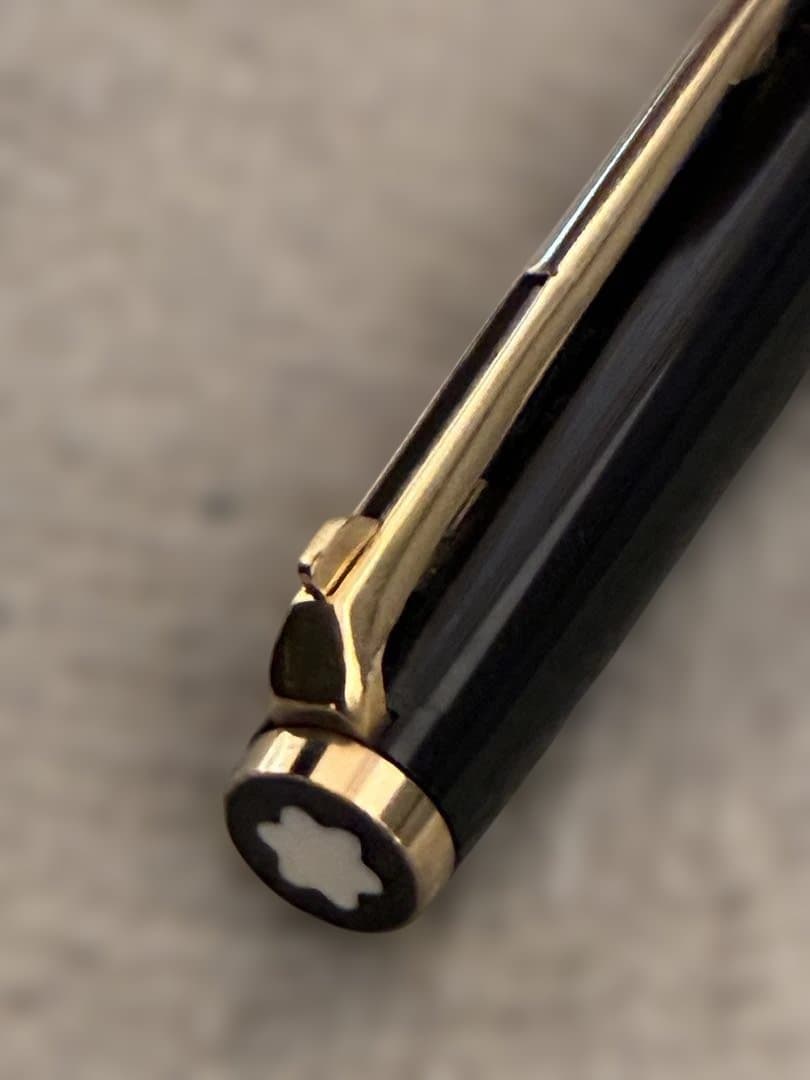 ◾️MONT BLANC モンブラン◾️ハンマートリガー式ボールペン◾️黒／金◾️
