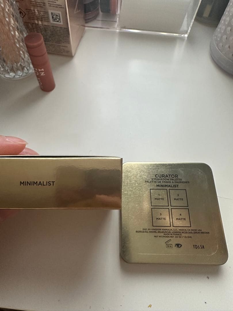 HOURGLASS アイシャドウ　MINIMALIST