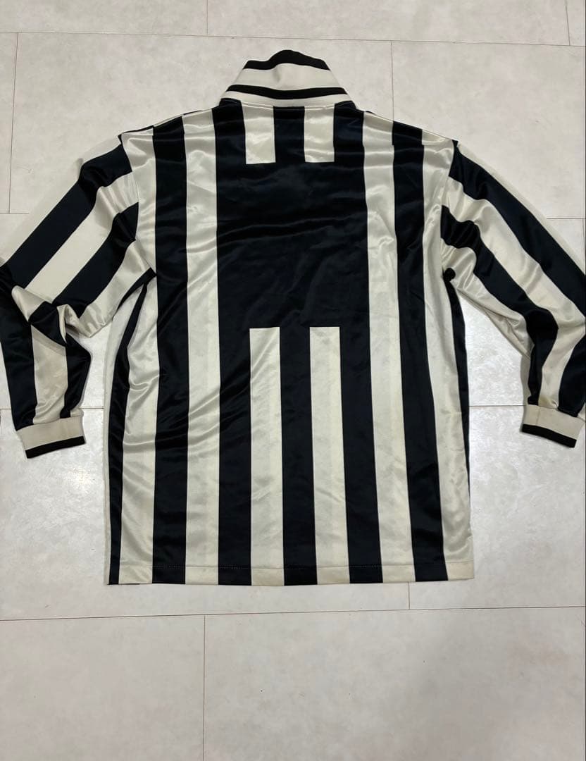 ユベントス　ユニフォームJuventus Football 95/96最終値引き