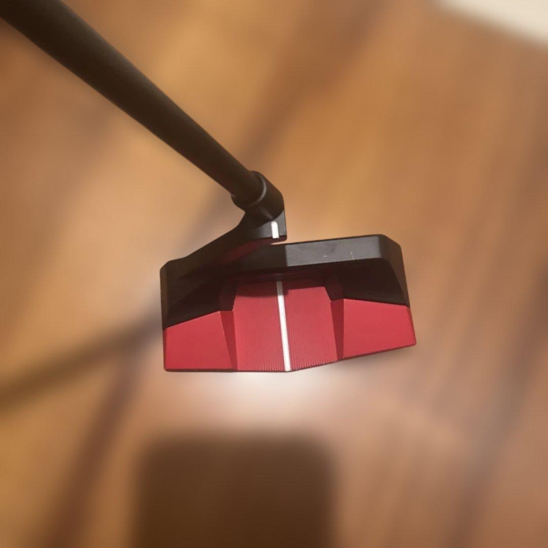 クロスパットパター Red Black Label 33インチ