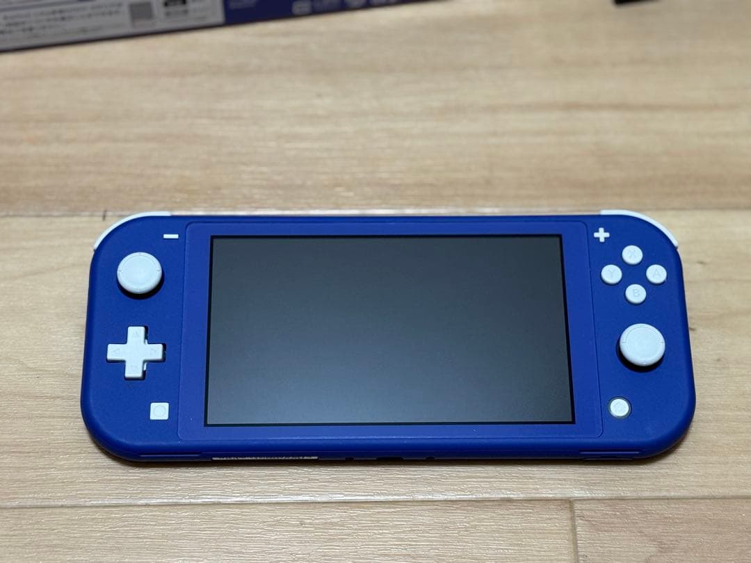 Nintendo Switch Lite ブルー 本体　箱あり　充電器あり
