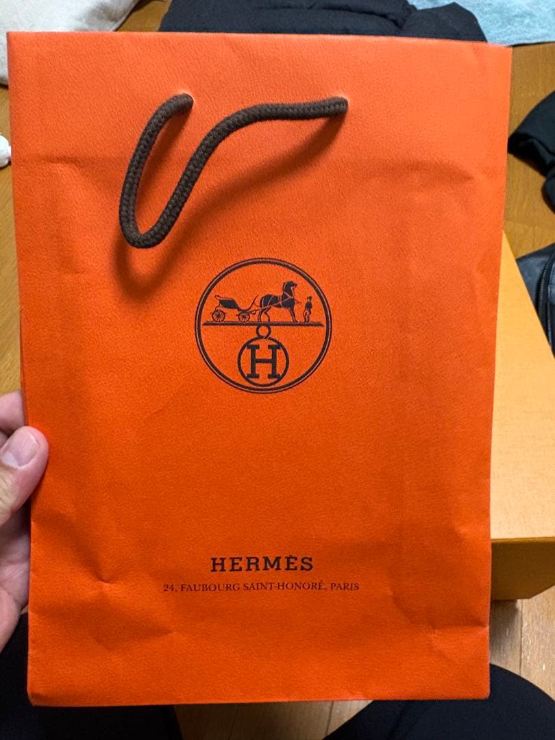 HERMESハンドタオル　コットン100% 箱付き、リボン、袋あり