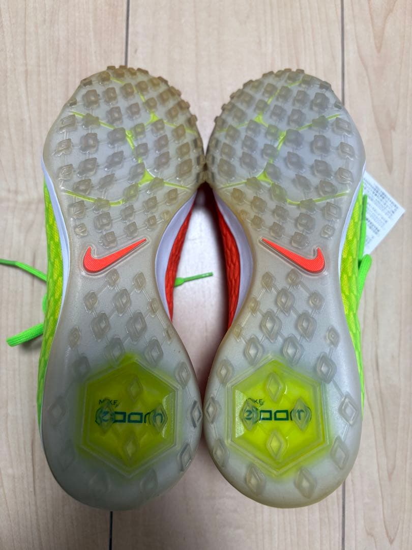 NIKE サッカートレーニングシューズ ハイパーヴェノム TF 23.5cm