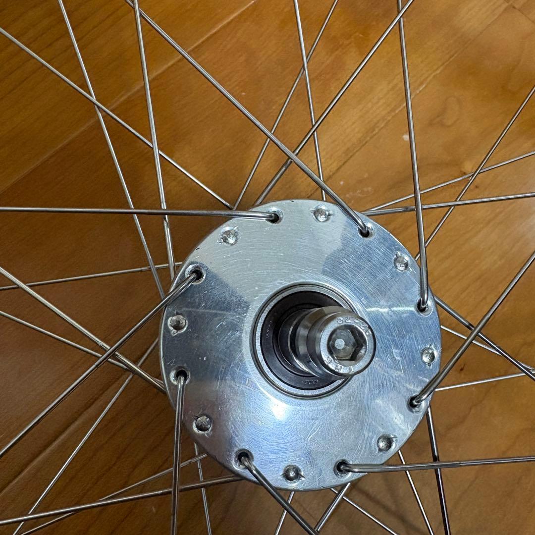 philwood × mavic wheel set
