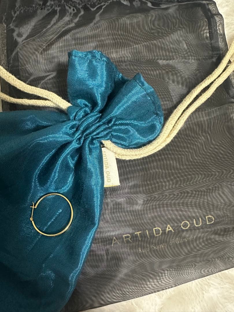 ARTIDA OUD フープピアス　片耳のみ