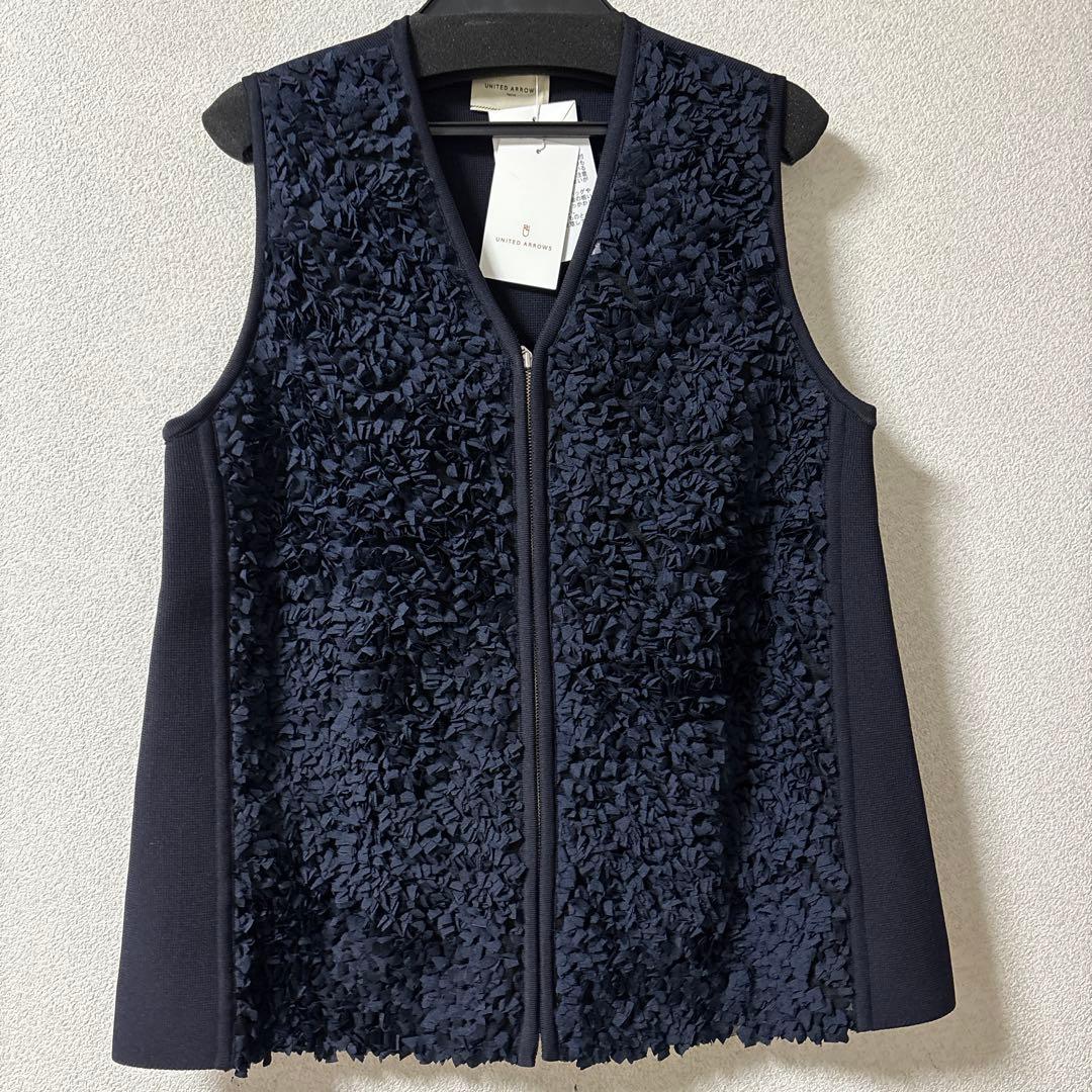 新品未使用タグ付き　UNITED ARROWS フラワーチュールニットベスト
