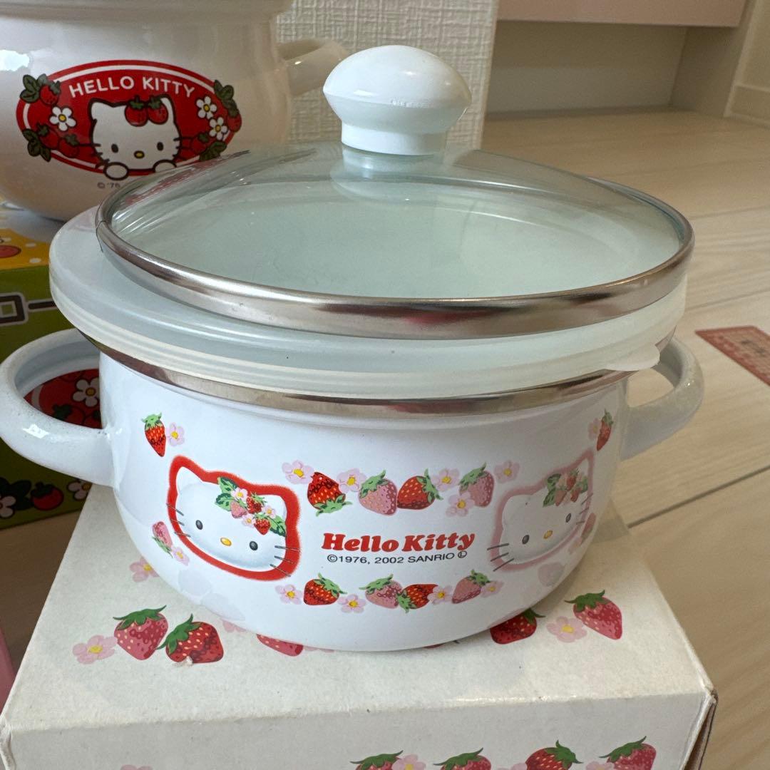 Hello Kitty ミニホーロー鍋 セット