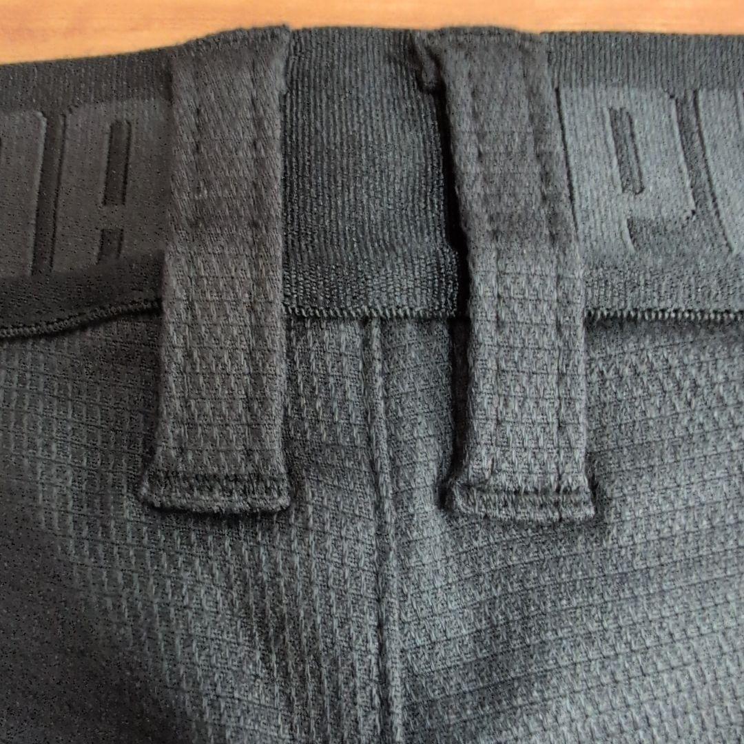 美品PUMA ブラック ストレートパンツ サイドポケット付き