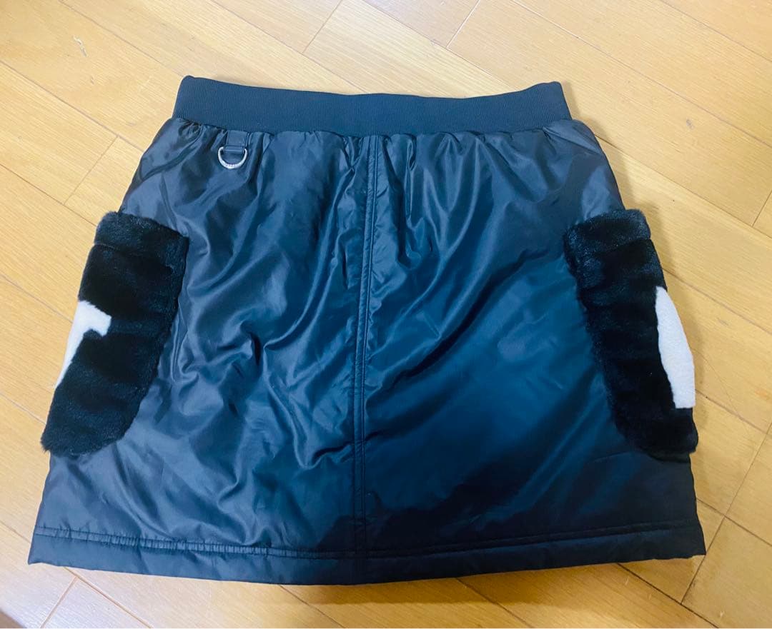 美品　MUSPORTS エムユースポーツ　ゴルフウェア　ロゴボアスカート