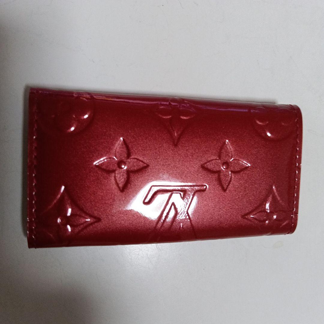 Louis Vuitton エナメルキーケース レッド　モノグラム柄