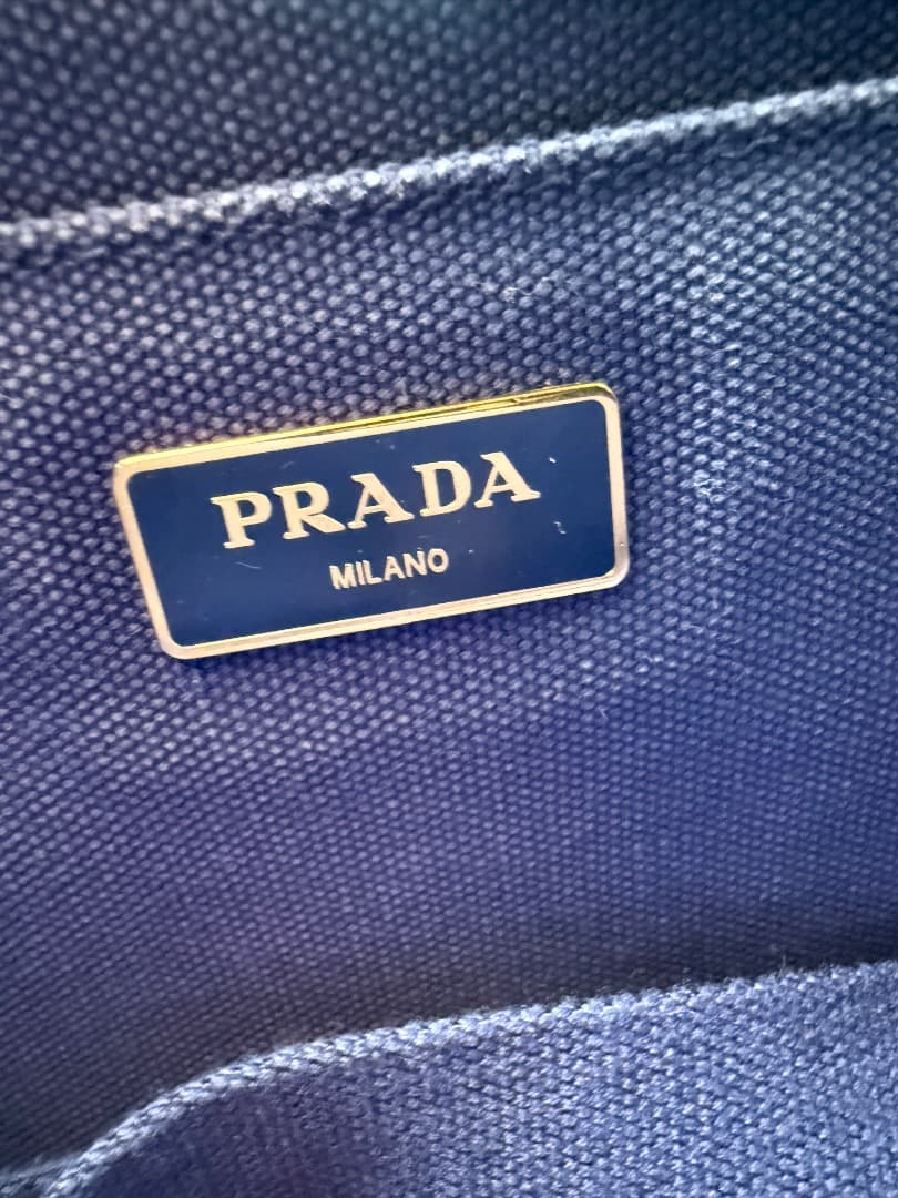 ち*る様 PRADA ハンドバッグ