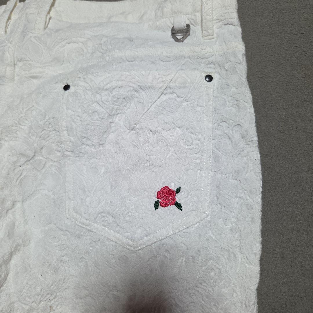 セントアンドリュース、ゴルフホワイト花柄パンツ（刺繍付き）