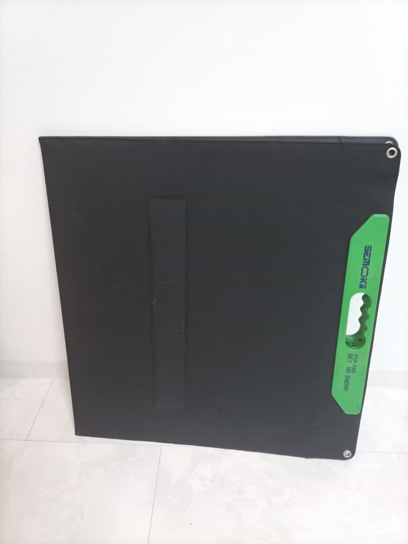 SEMCOKII 100W ポータブルソーラー グリーン・軽量・キャンプ向け”